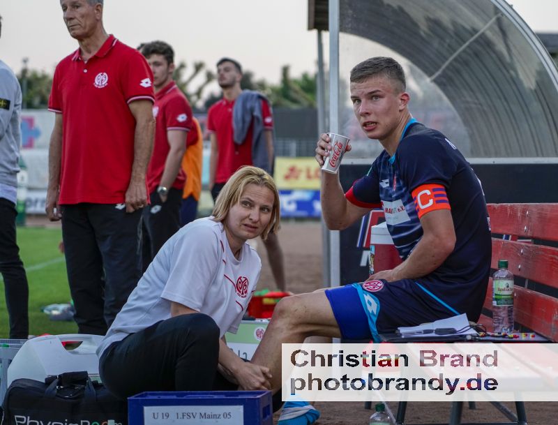 A-Junioren IKK-Südwest-Verbandspokal Endspiel 2018 (chb-20180509-1940-7459.jpg)